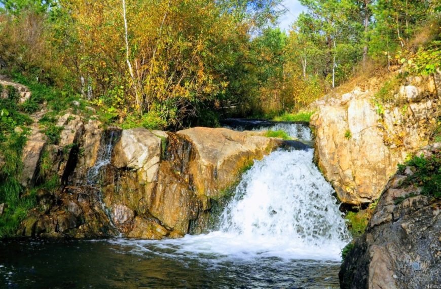 Невероятно красивые водопады Кемеровской области летом